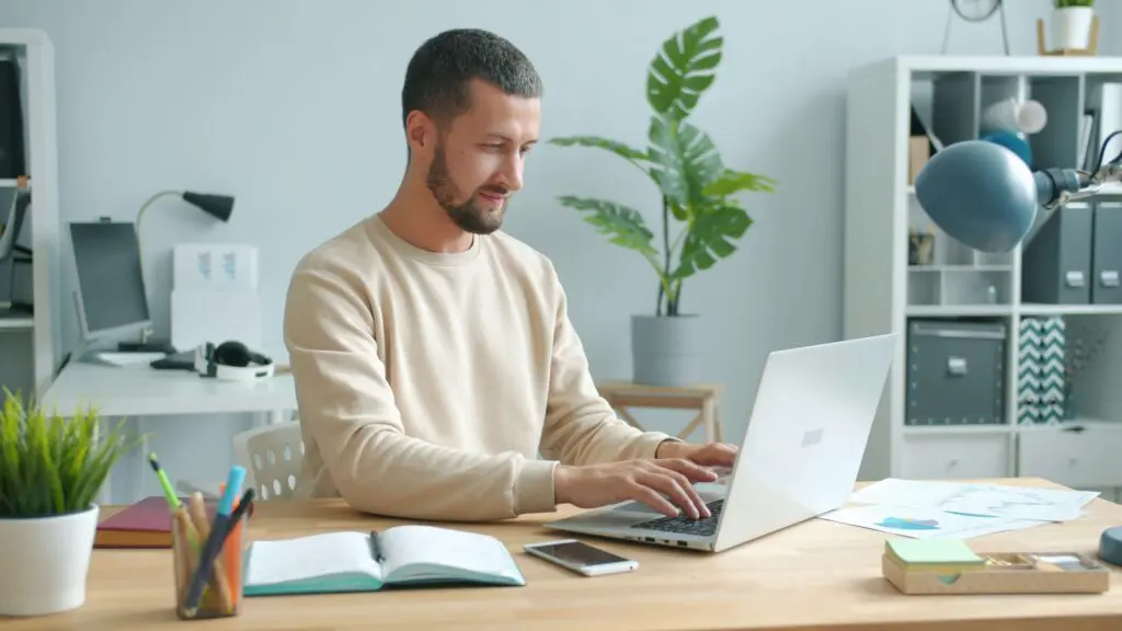 Group travel professional using technology to streamline tour operations